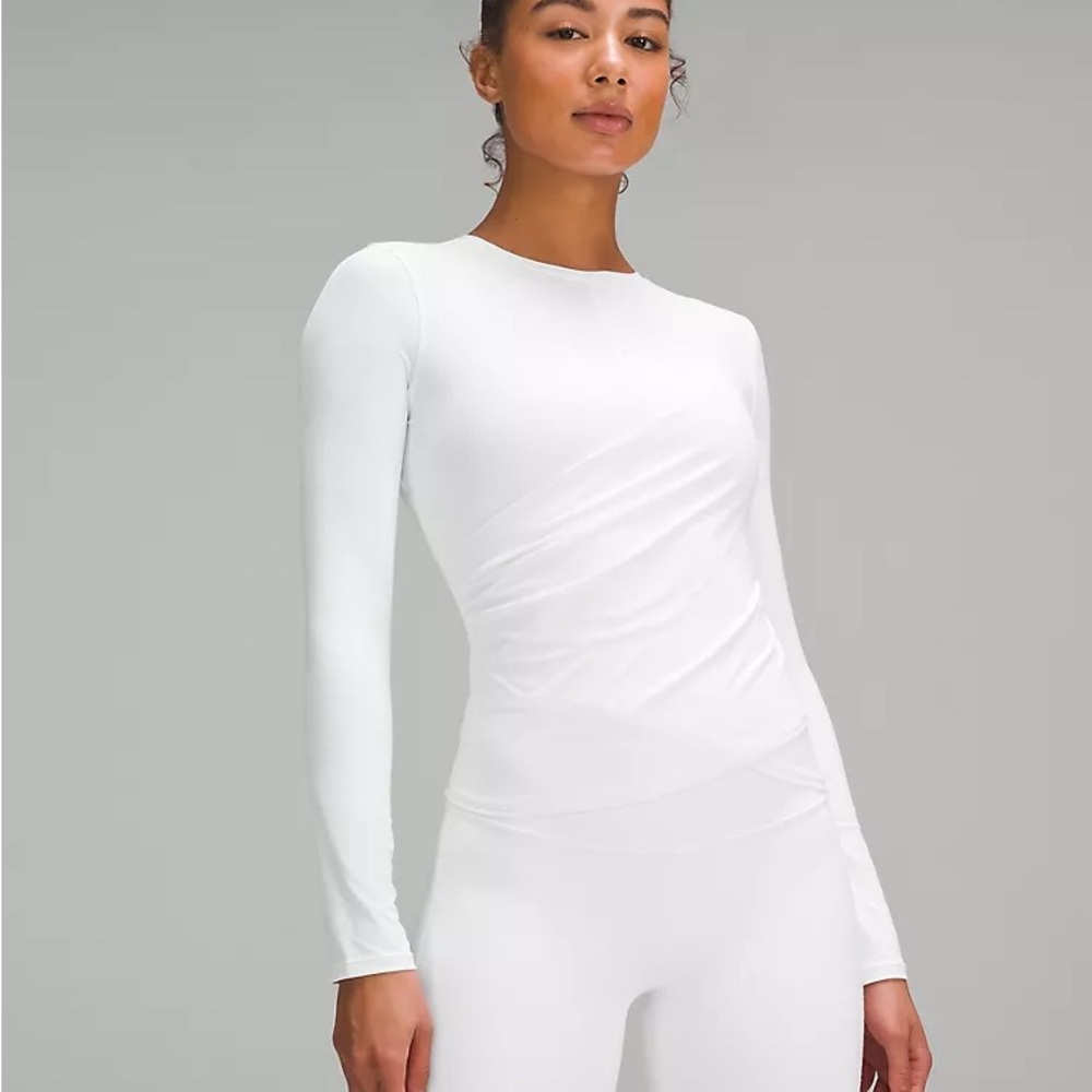 lululemon athletica Long Sleeve White Seam Detail Top 4 Small